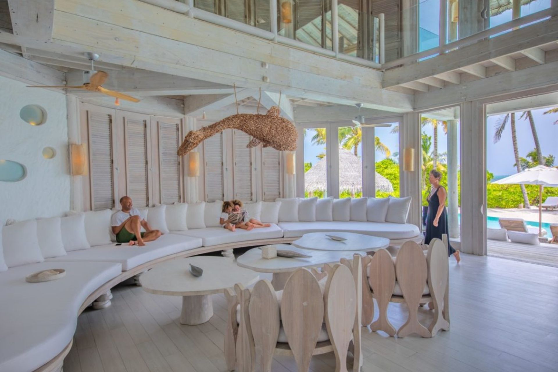 xr:d:DAFNRa9stE0:33,j:36418363272,t:22092709