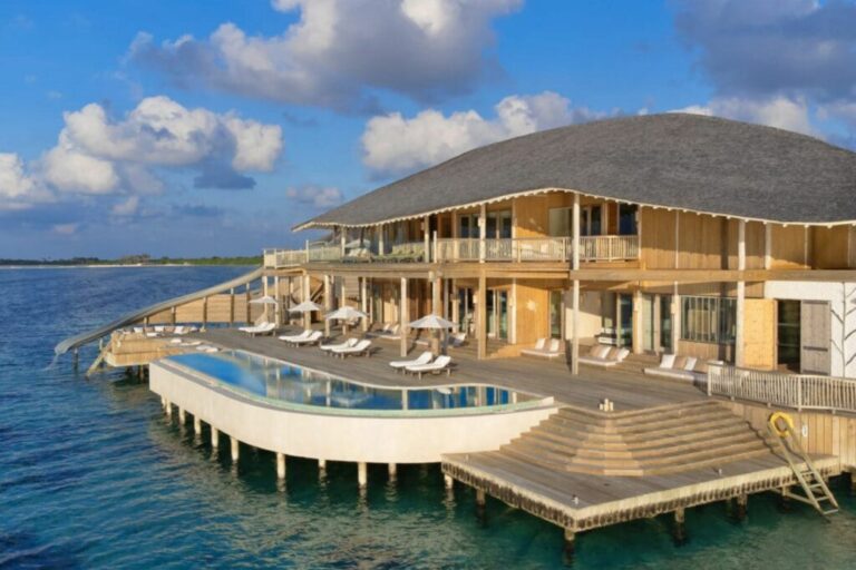 xr:d:DAFNRa9stE0:33,j:36418363272,t:22092709