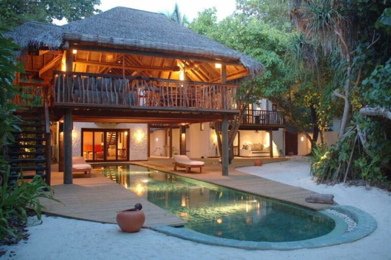 xr:d:DAFHlPZk0Wg:127,j:34892777845,t:22090908