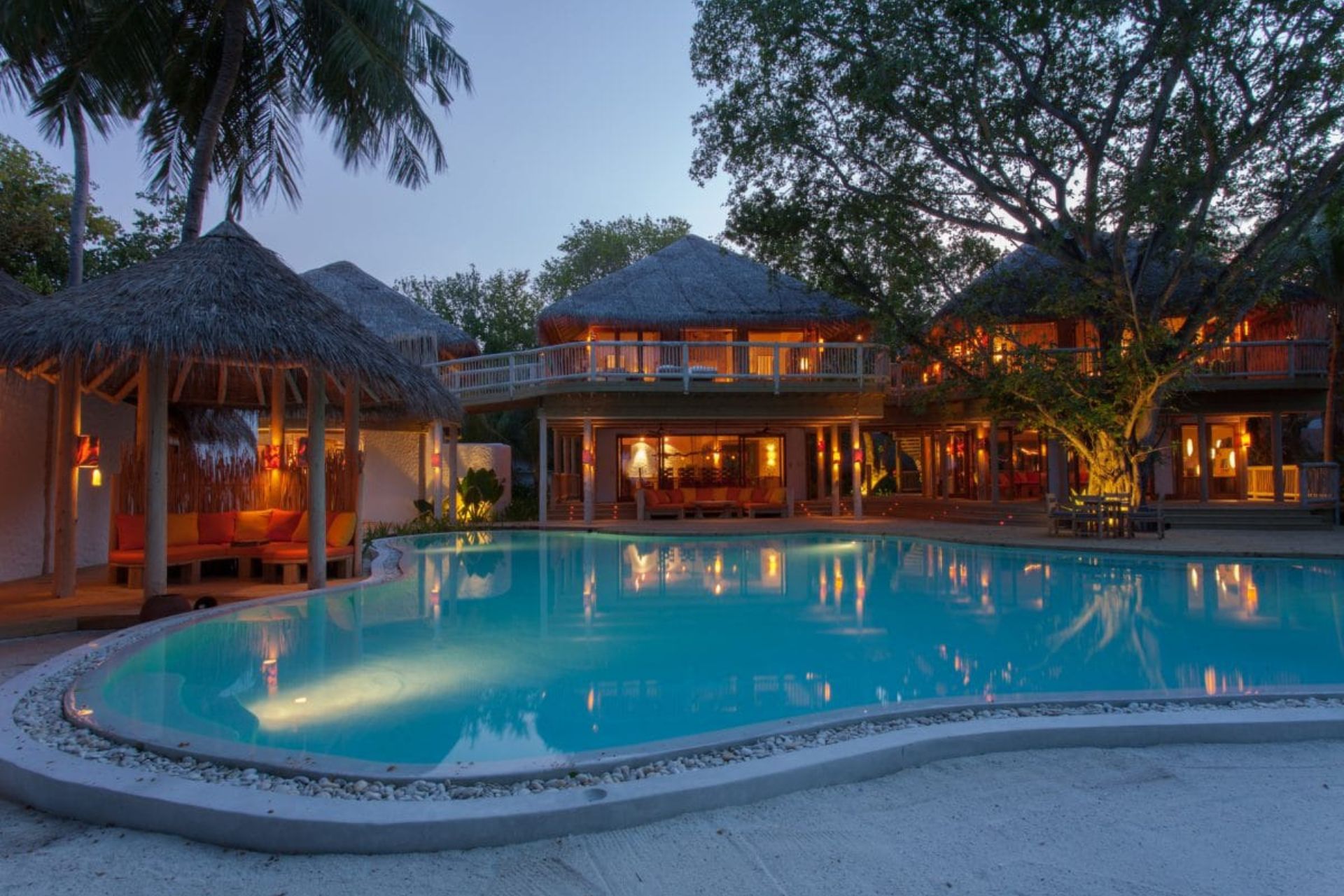 xr:d:DAFHlPZk0Wg:173,j:34949036105,t:22090922