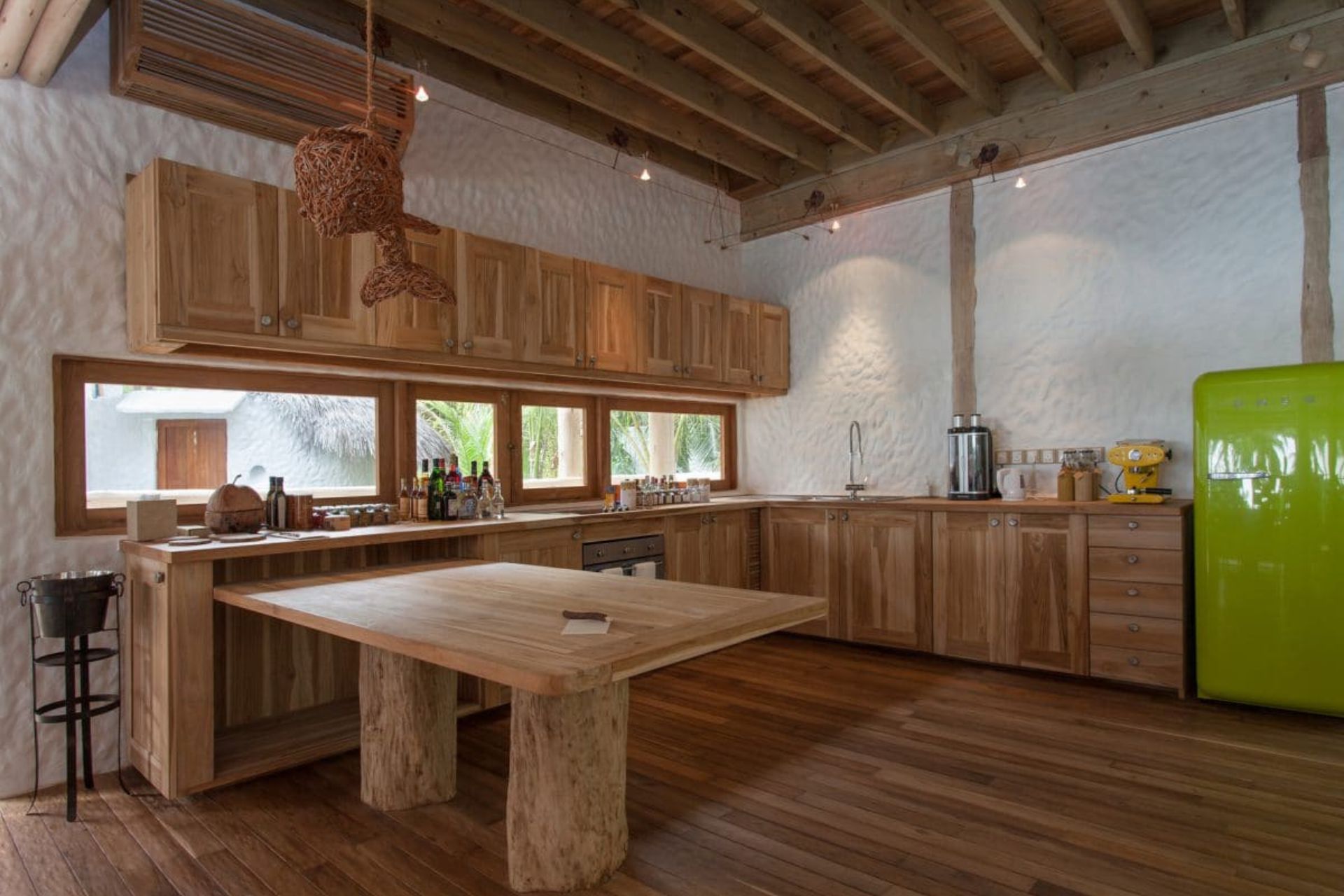 xr:d:DAFHlPZk0Wg:173,j:34949036105,t:22090922