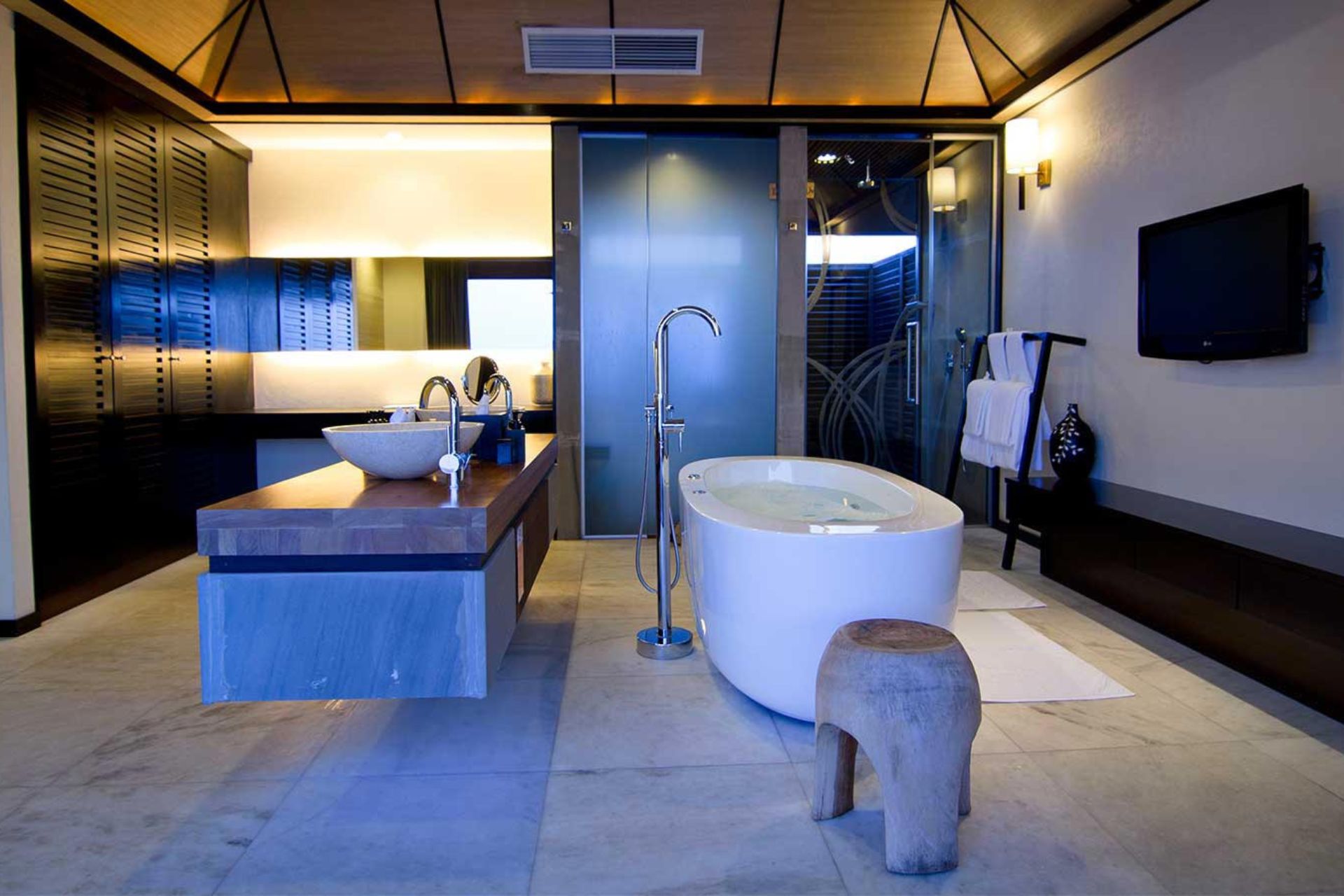 xr:d:DAFHlPZk0Wg:38,j:31793802250,t:22072922